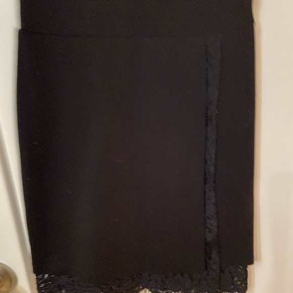 LBD French Connection - perfect for summer office wear - Picture 2 of 2